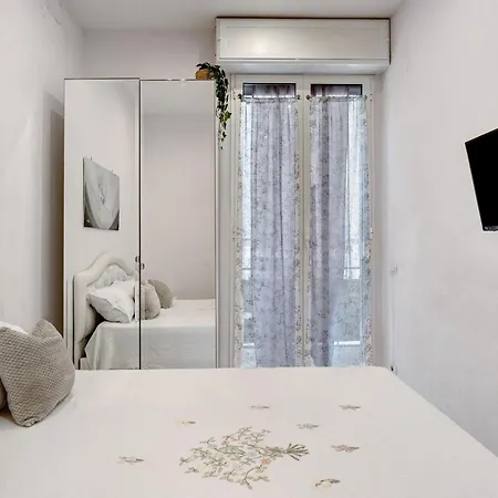 Apartment Whiteandblacknapoli